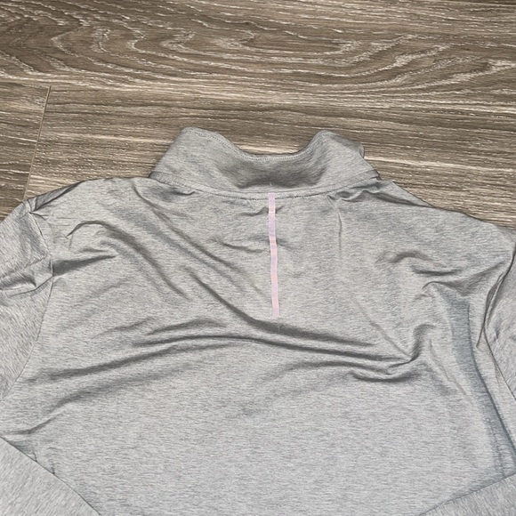 2XIST 1/4 zip running shirt. Size XL. NWT - Picture 5 of 6